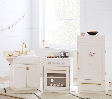 pottery barn kids Chelsea Kitchen Oven/Play Kitchen Stove - baby & kid  stuff - by owner - household sale - craigslist