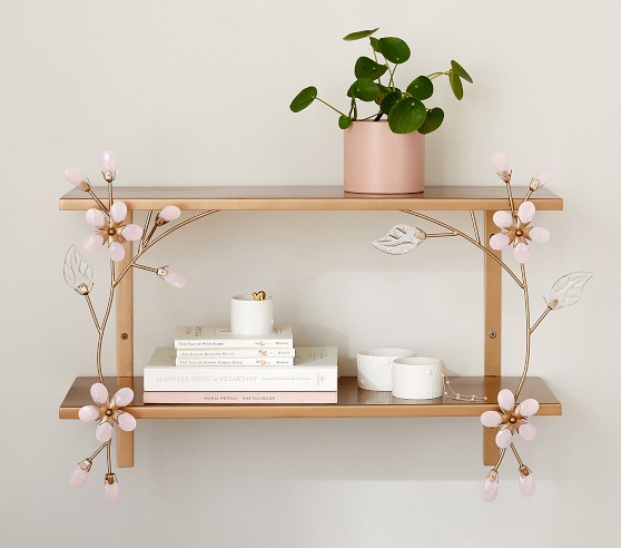 Scalloped Tiered Shelf with Hooks