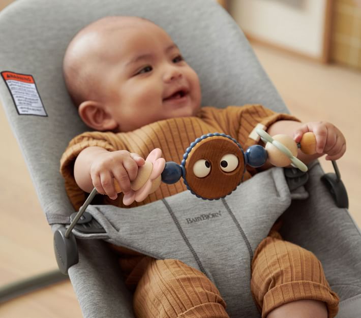 BabyBjörn – official website with useful baby products