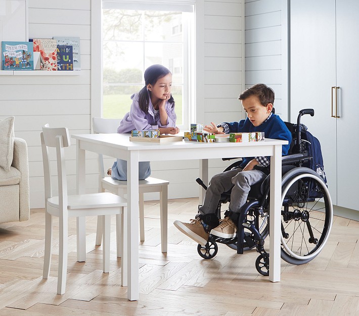 Carolina Accessible Play Table (36&quot;)