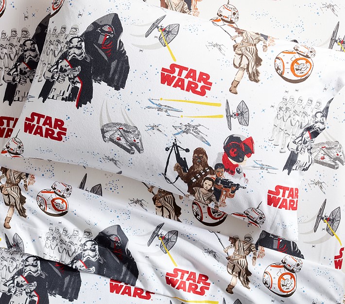 <em>Star Wars: The Force Awakens</em>&#8482; Flannel Sheet Set & Pillowcases