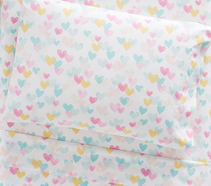 Organic Retro Heart Toddler Sheet Set &amp; Pillowcase