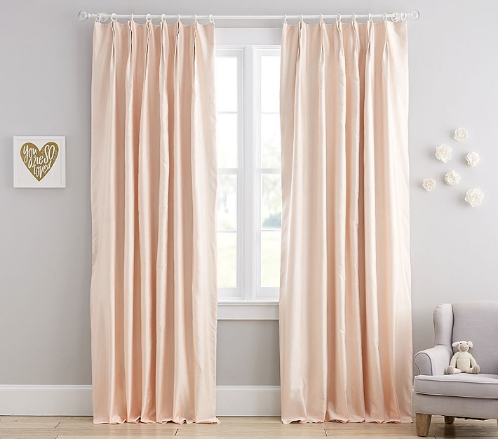 Scarlet French Pleat Blackout Curtain