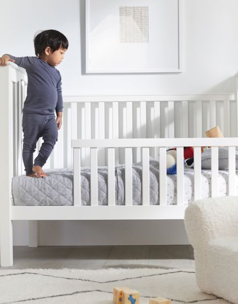 Transition Your Toddler from Crib to Bed