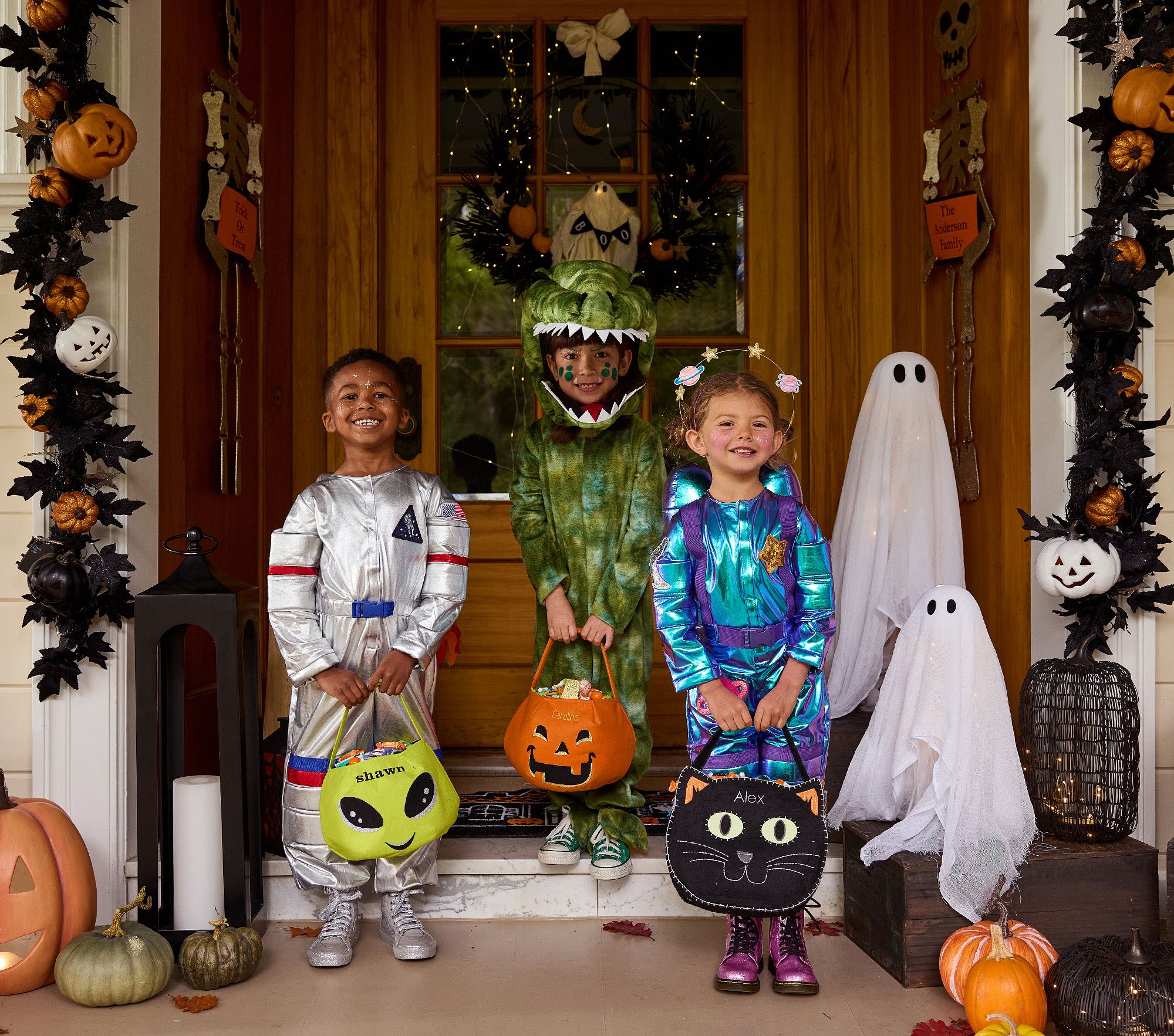 Alt image 7 for Glow-in-the-Dark Kitty Felt Treat Bag