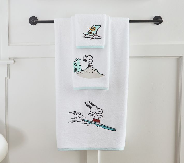 14 Piece Bath Set Snoopy Christmas Bath Mat Shower Curtain & Hooks store Peanuts NEW