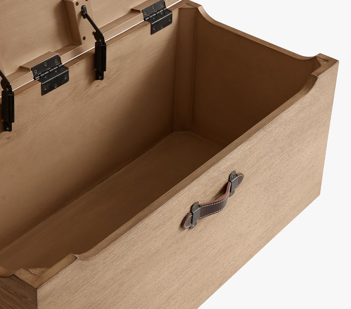 Tucker Toy Chest 36