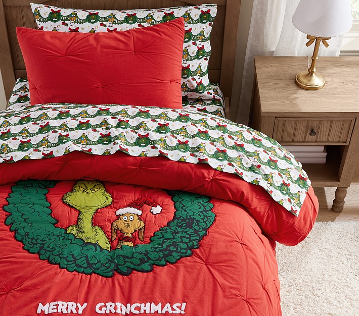 Dr. Seuss's The Grinch&#8482; Wreath Comforter &amp; Shams