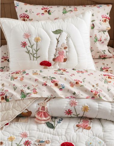 Quilts &amp; Comforters