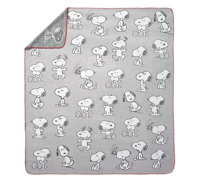 Peanuts&#174; Snoopy&#174; Throw