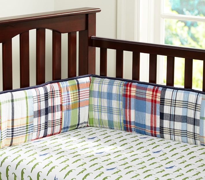 Gator Crib Fitted Sheet