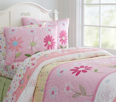 Pottery Barn Kids hot Minnie Quilt and Sham - Twin