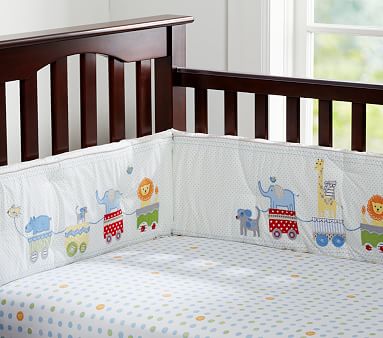 Circus crib bedding sale