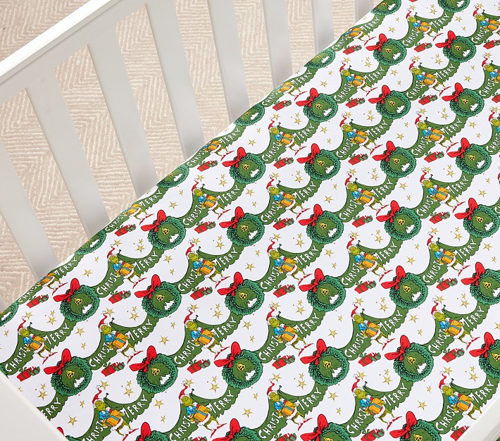 Dr. Seuss&rsquo;s The Grinch&#8482; Wreath Organic Crib Fitted Sheet