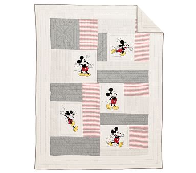 Pottery Barn kids Mickey Mouse Christmas Quilt store