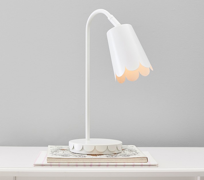 Scallop Task Lamp