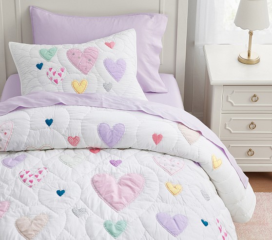 Pottery Barn kids store quilt set