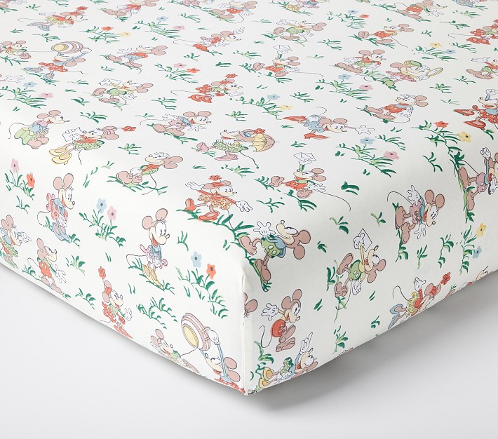 Disney Home x Sanderson Mickey Mouse and Minnie Mouse Garden Organic ...