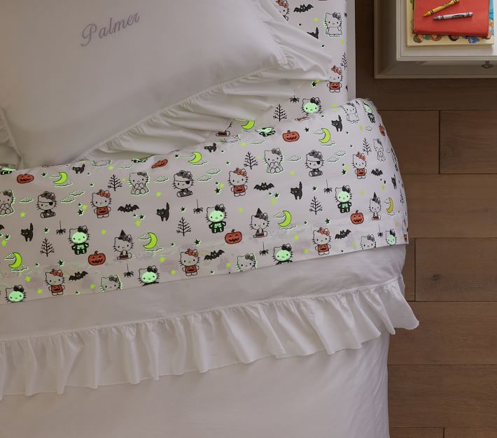 Pottery Barn Kids Hello Kitty® Sheet store Set Full