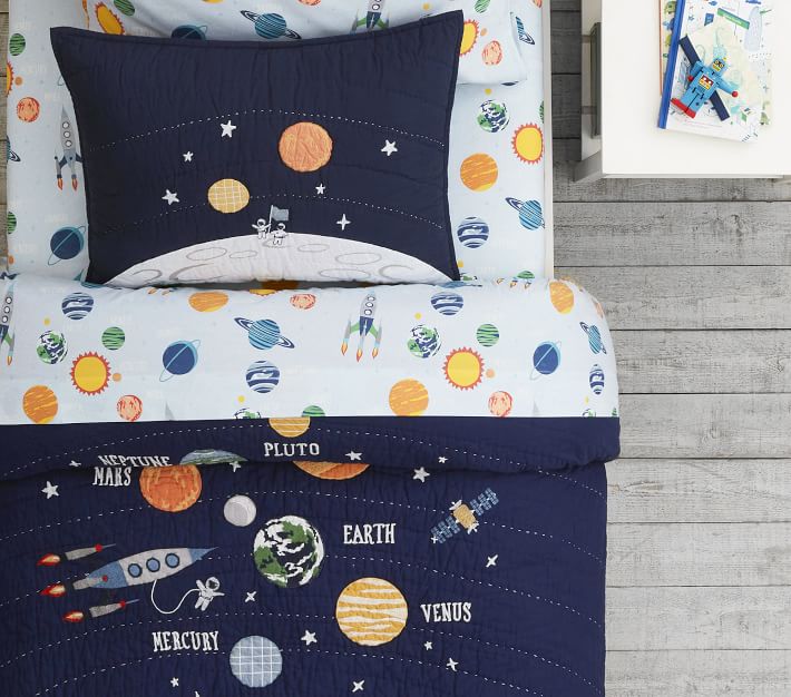 Pottery Barn Kids store Outer Space Quilt & Shams, Full/Queen