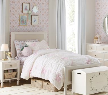 Pretty Bows Bedroom