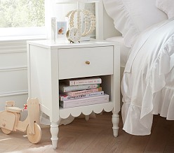 Penny Nightstand (19")