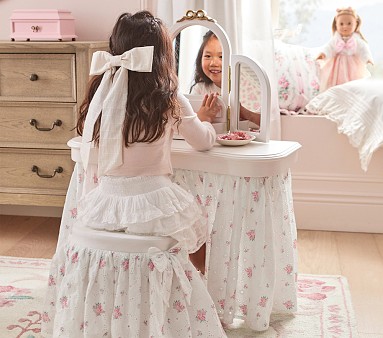 LoveShackFancy Play Vanity (45")