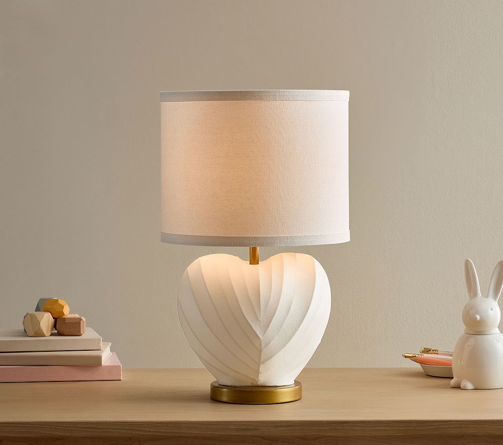 Heart Shaped 3-Way Table Lamp (17&quot;)