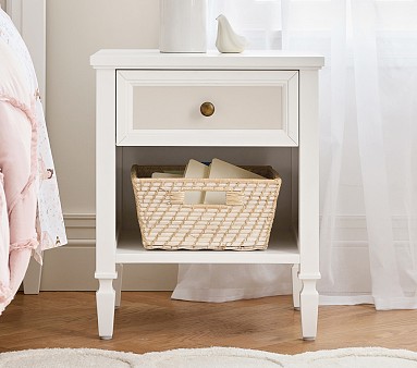 Pilar Nightstand (19&quot;)