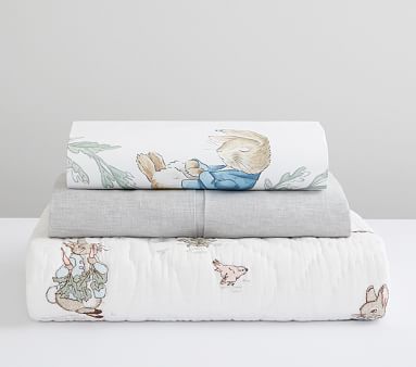 Peter Rabbit™ Picture Perfect Quilt Set: Quilt, Crib Sheet, Crib Skirt