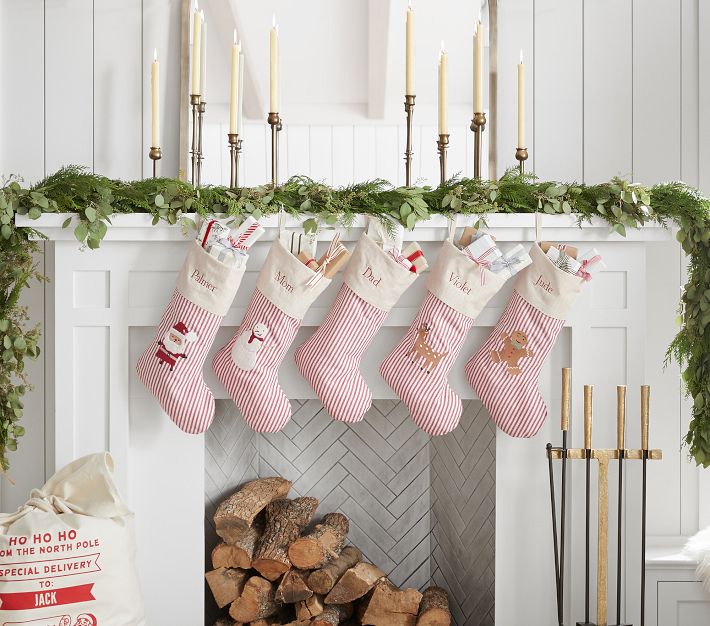 クリスマス Supreme Christmas Stocking Old Time Santa Stockings Pattern – Mary Maxim Ltd