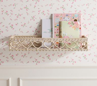 Quinn Rattan Heart Shelf (24.5