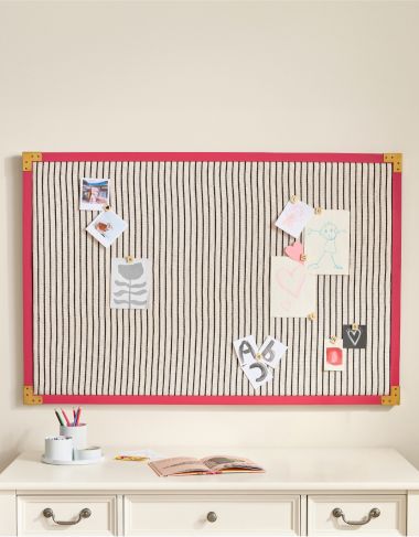 Pinboards & Art Display