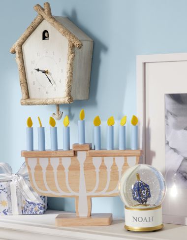 Hanukkah Decor