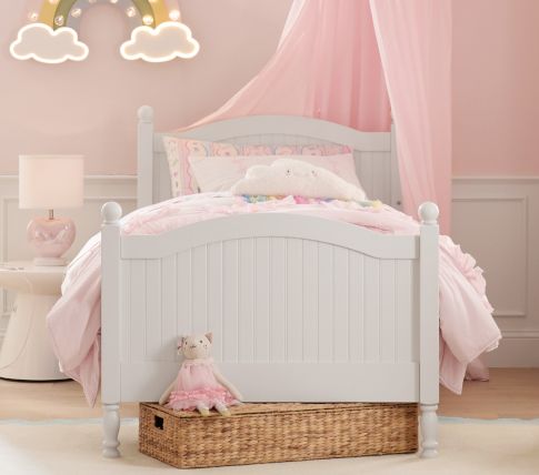 Ruffled Hearts Bedroom