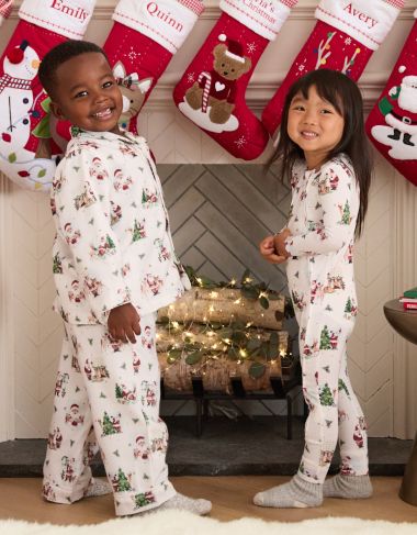 Holiday Towels, Pajamas &amp; More