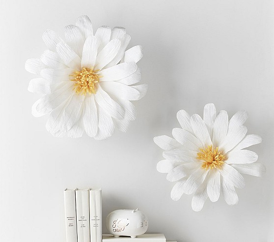 Daisy Oversized Crepe Paper Flowers, Set of 2