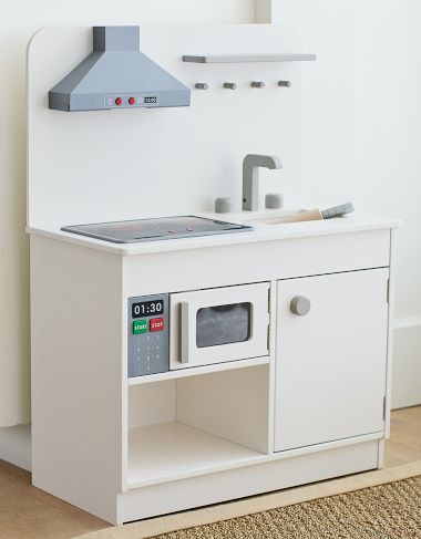 Play Kitchens