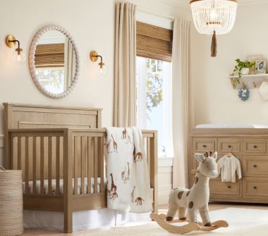 Neutral Giraffe Nursery