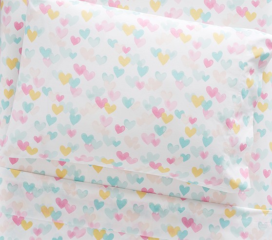 Organic Retro Heart Toddler Bed Sheet Set & Pillowcase