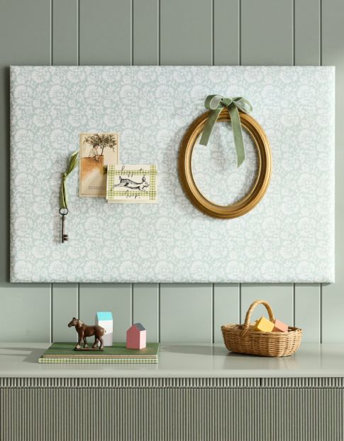 Pinboards &amp; Art Display