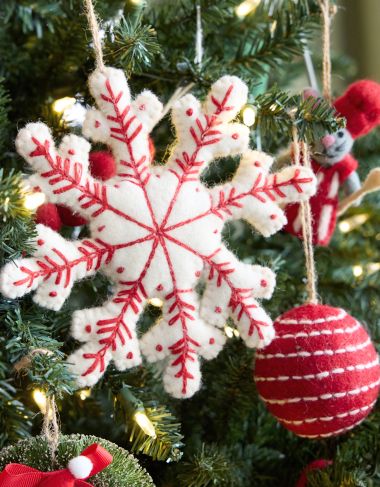 Christmas Decorations for the Whole Family | Pottery Barn Kids