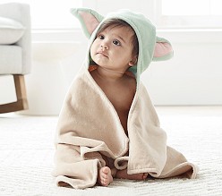 <i>Star Wars™</i> <em>The Mandalorian</em>™ Grogu™ Baby Hooded Towel