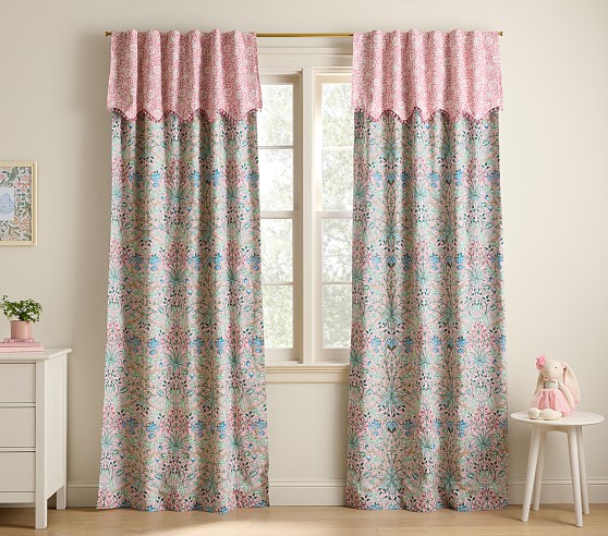 POTTERY BARN＊カーテン Bright Pom-Pom Cotton Blackout Curtain | Pottery Barn Kids