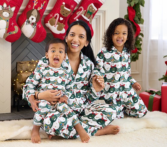 Adult Dr. Seuss's The Grinch™ Flannel Pajama Set | Pottery Barn Kids