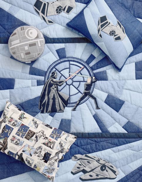 <em>Star Wars™</em>&hairsp;