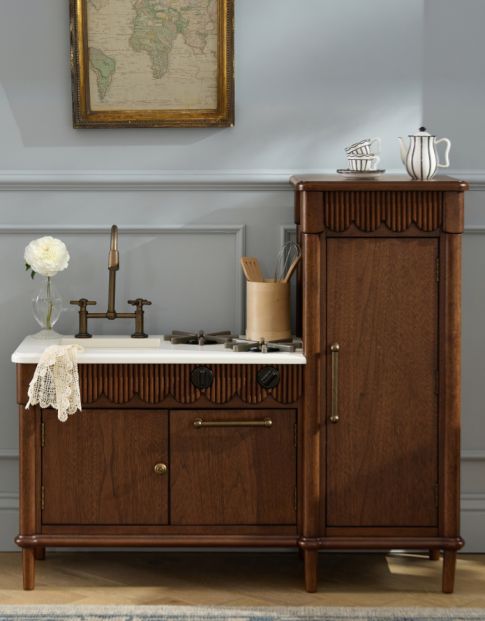 Play Kitchens