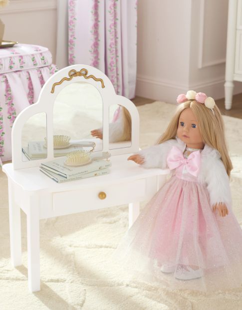 All Dolls &amp; Dollhouses