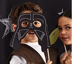 Darth Vader™ Photo Prop Stencil